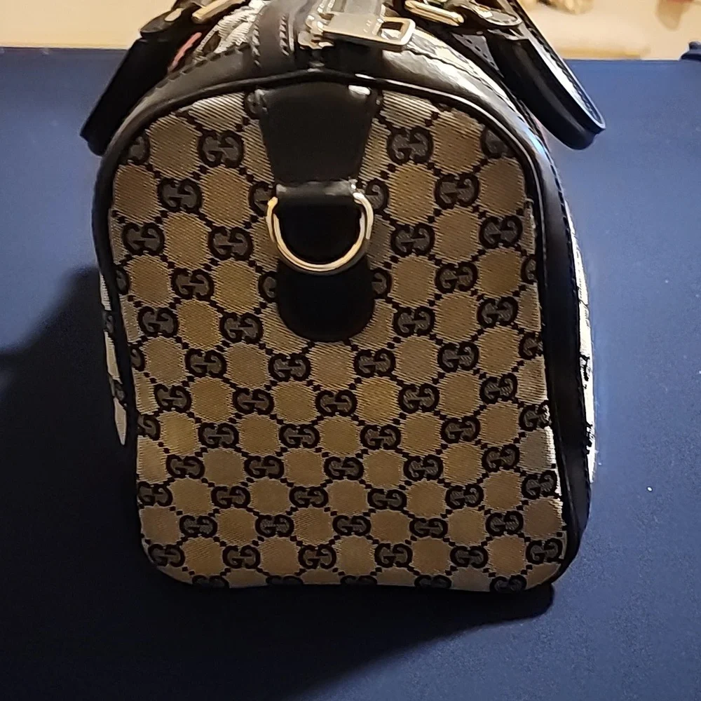 Gucci Blue and Red Stripe Monogram Bag - Picture 2 of 16